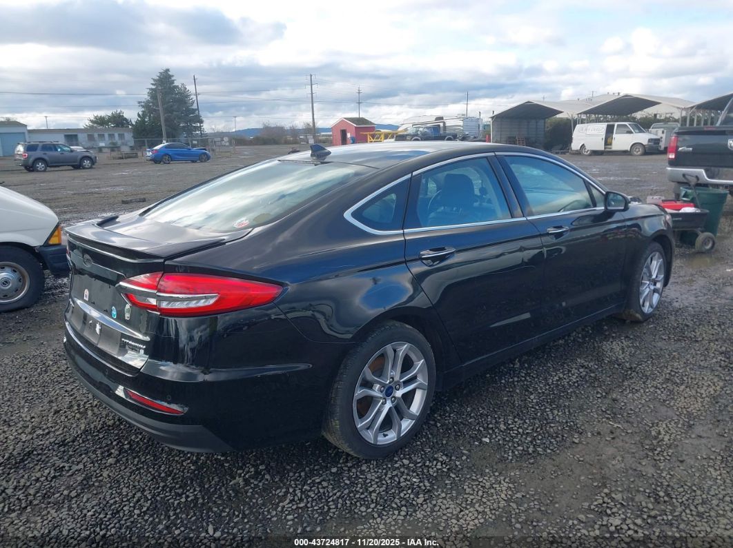 Ford Fusion 2020