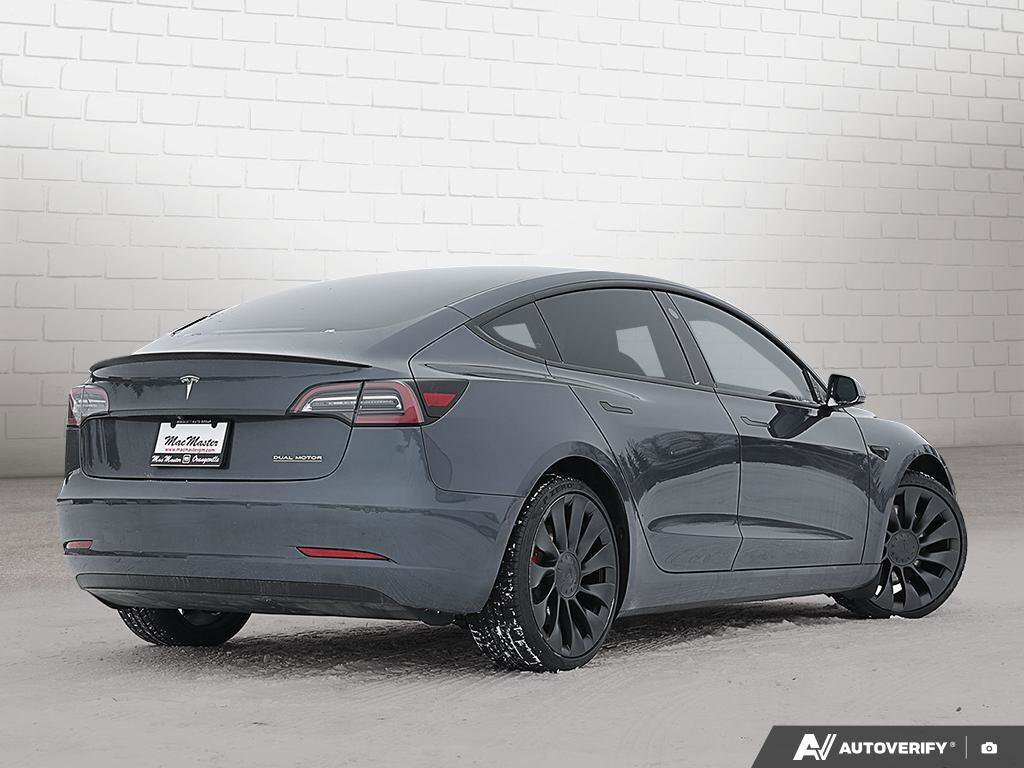 Tesla Model 3 2022