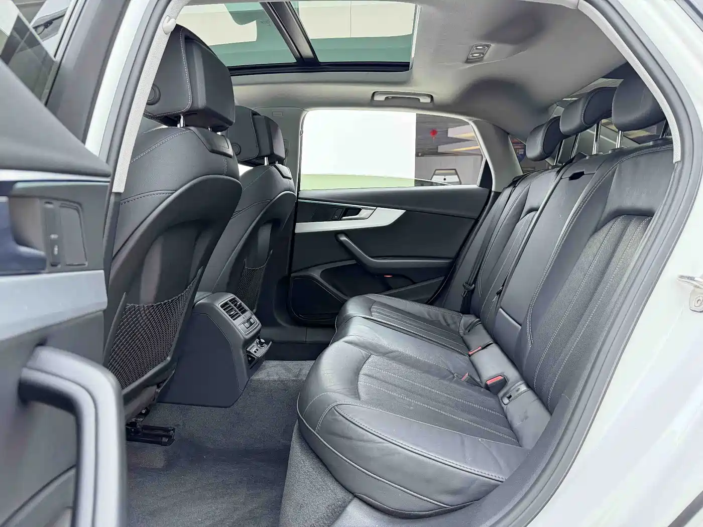 Audi A4 2023