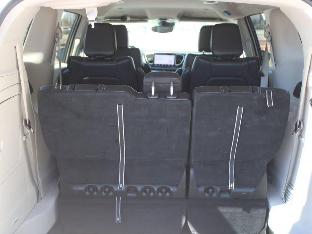 Chrysler Pacifica 2023