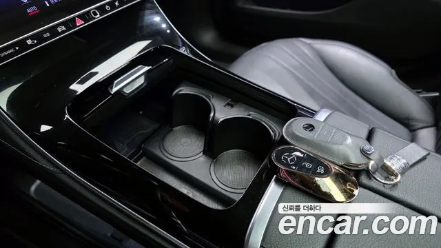Mercedes-Benz EQE 2022
