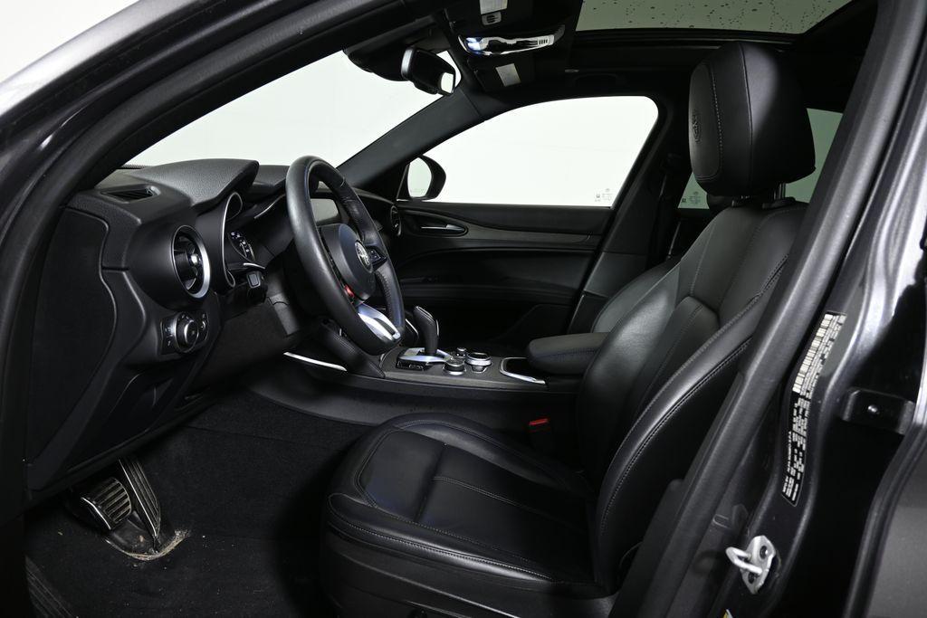 Alfa Romeo Stelvio 2022