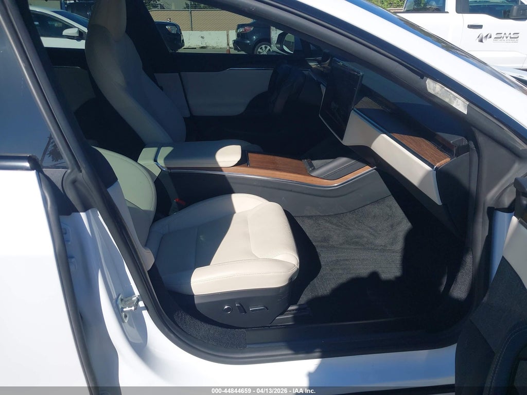 Tesla Model S 2022