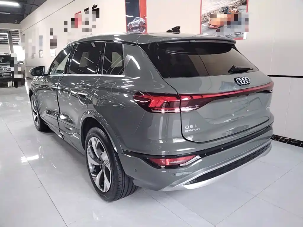 Audi e-tron 2026