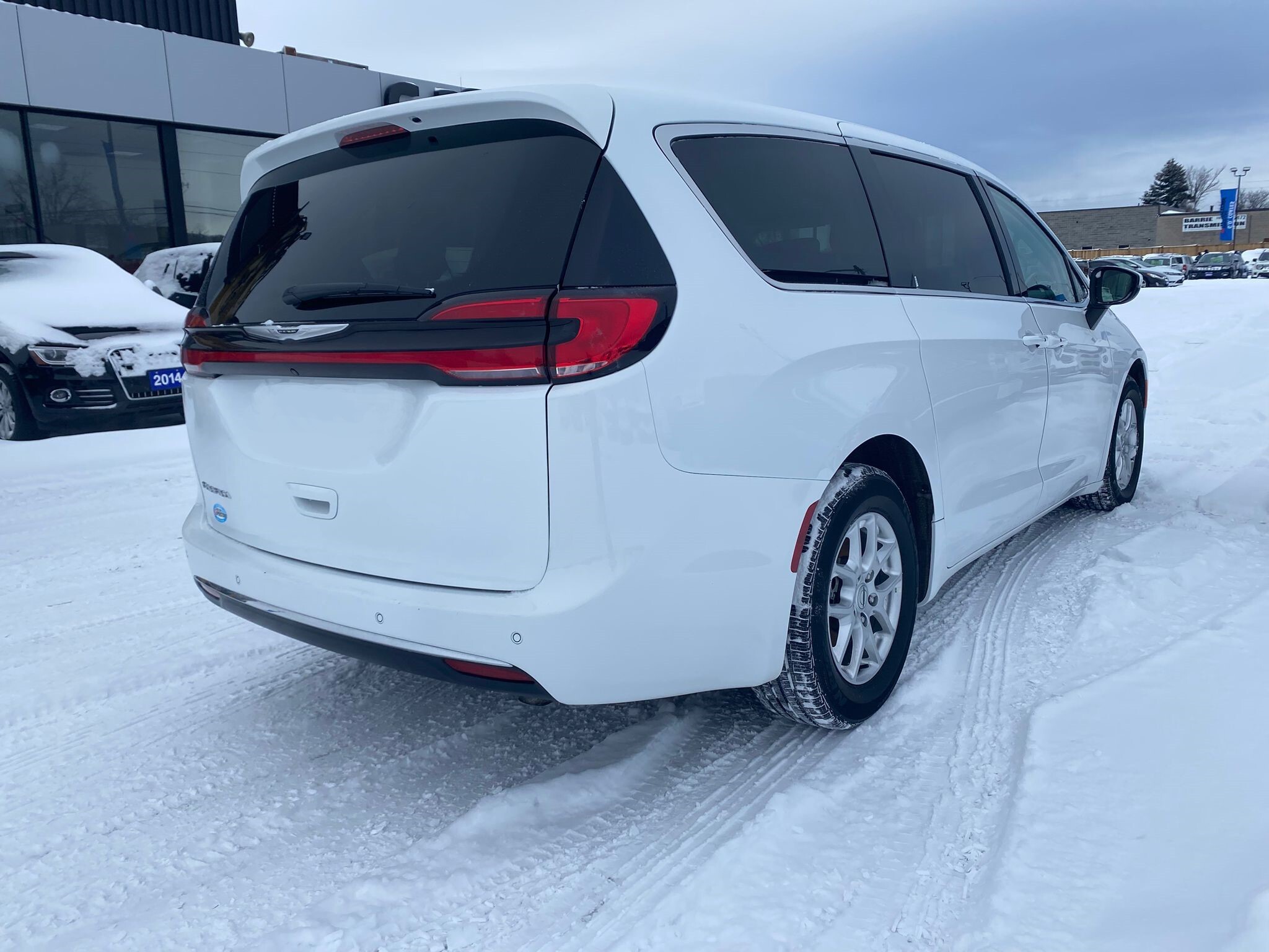 Chrysler Pacifica 2023