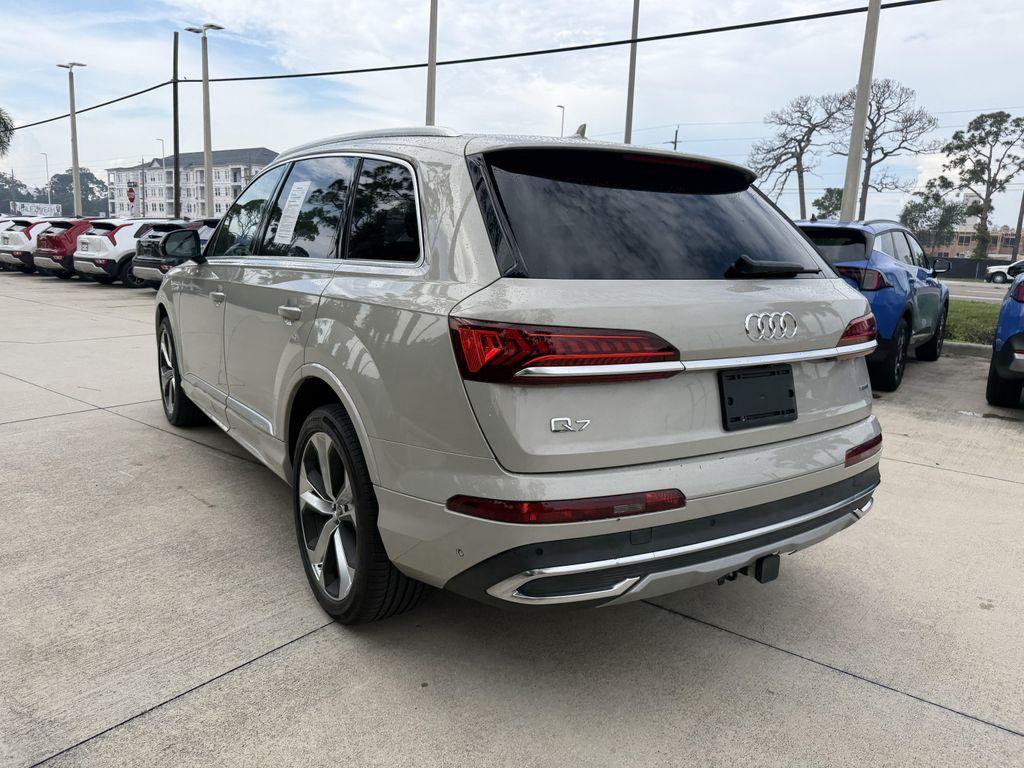 Audi Q7 2024