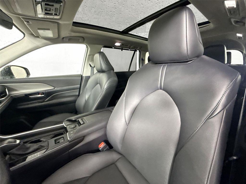 Toyota Grand Highlander 2024
