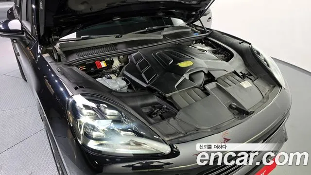 Porsche Cayenne 2020