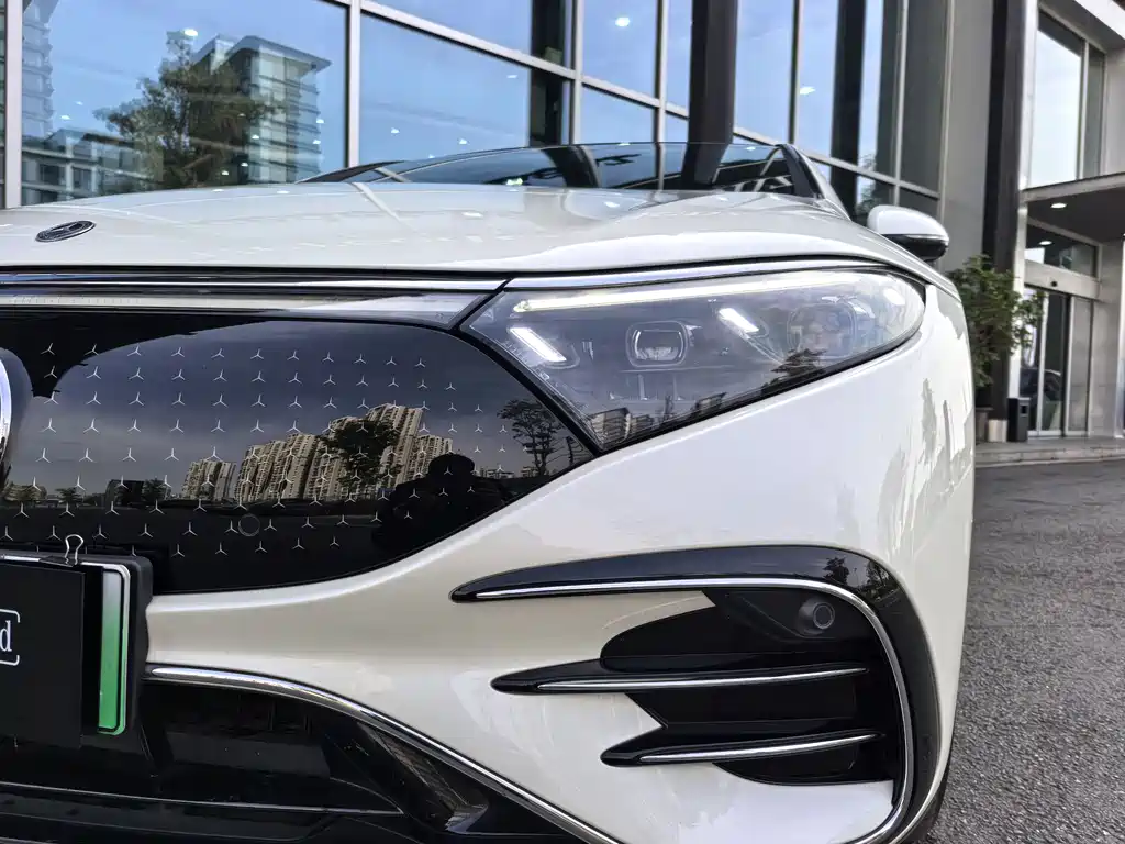 Mercedes-Benz EQS 2023