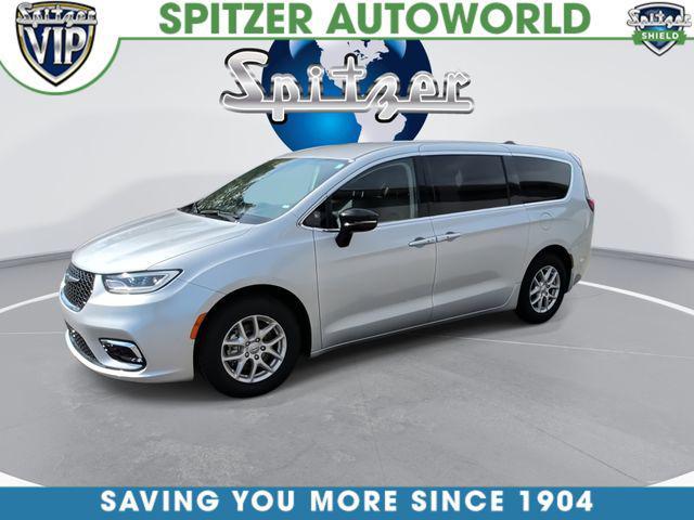 Chrysler Pacifica 2024