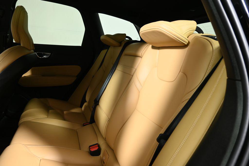 Volvo XC60 2021