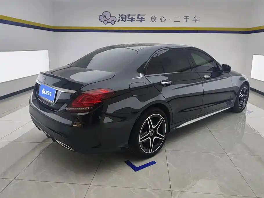 Mercedes-Benz C-Класс 2021