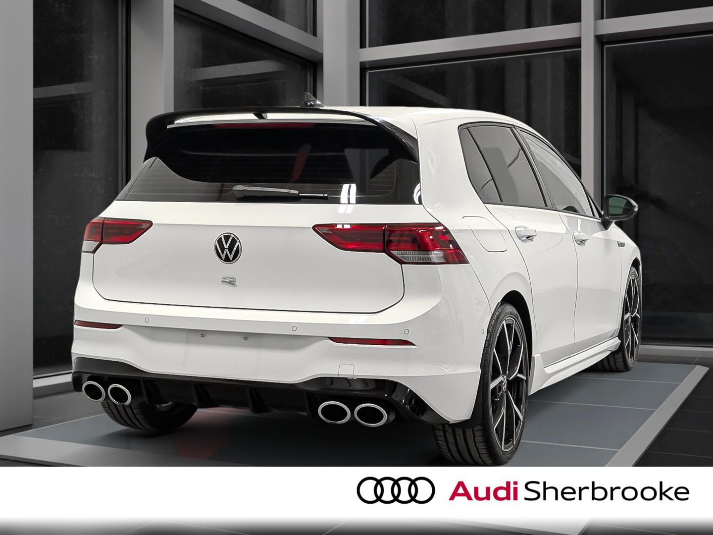 Volkswagen Golf R 2024