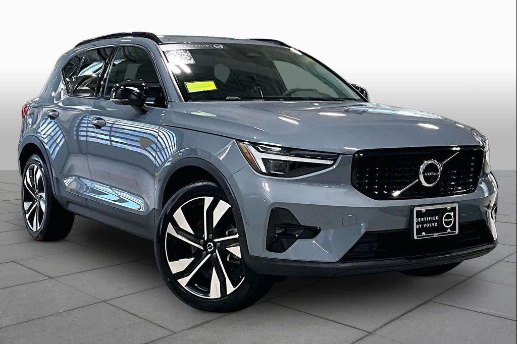Volvo XC40 2023