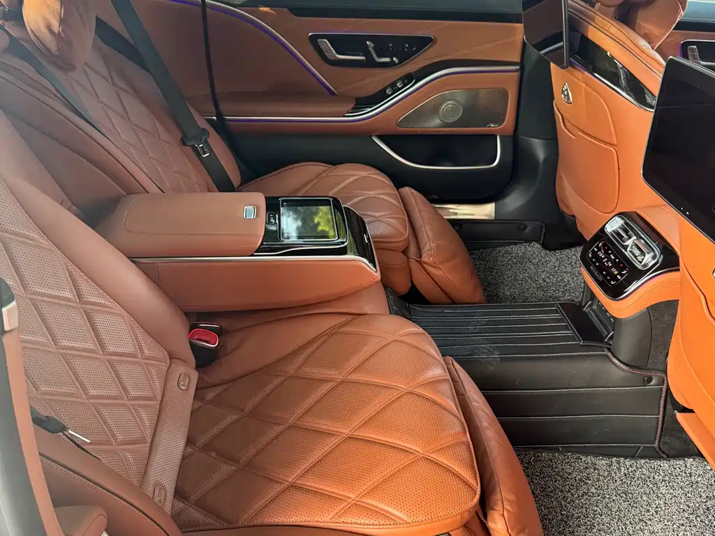 Mercedes-Benz Maybach S-Класс 2022