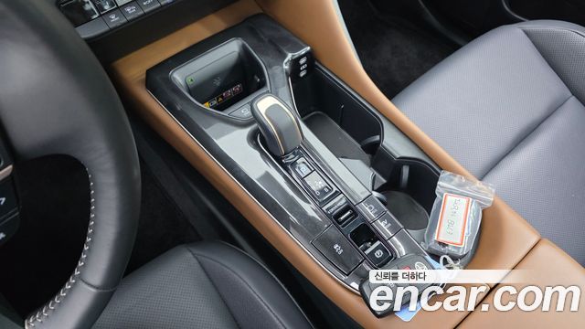 Toyota Crown 2024