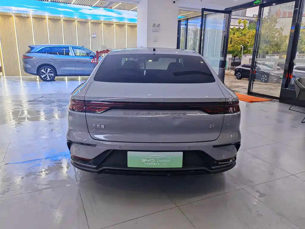 BYD Han 2025