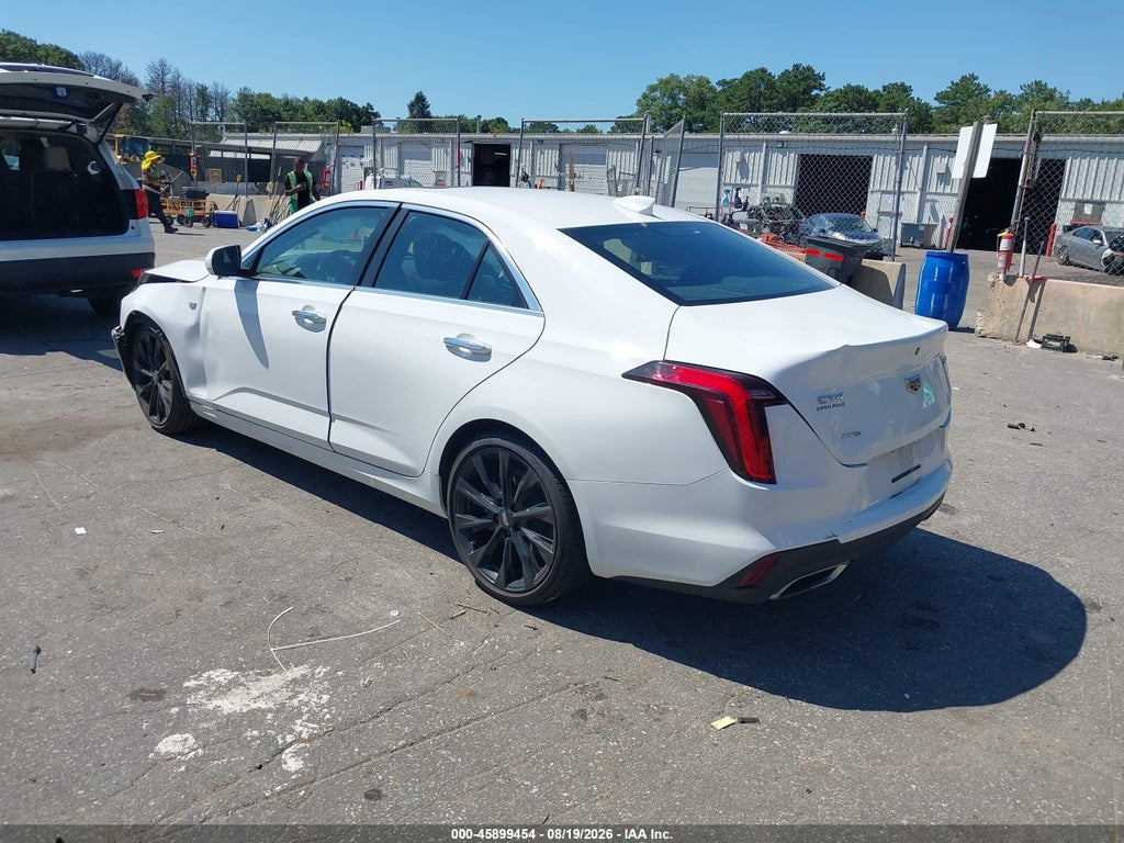 Cadillac CT4 2021