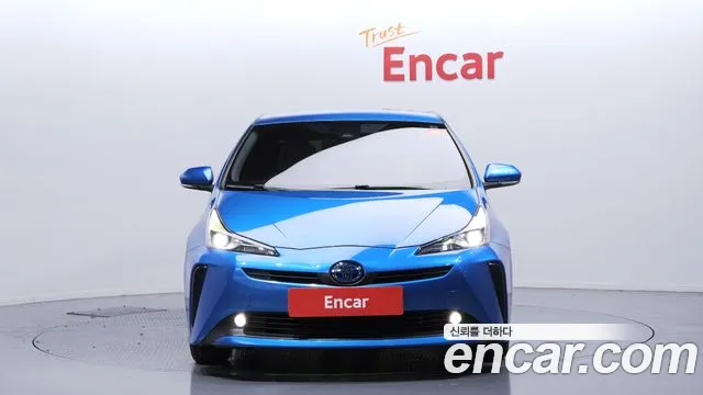 Toyota Prius 2021