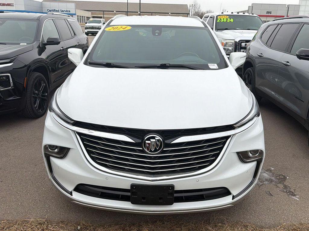 Buick Enclave 2024
