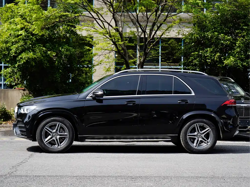 Mercedes-Benz GLE 2021