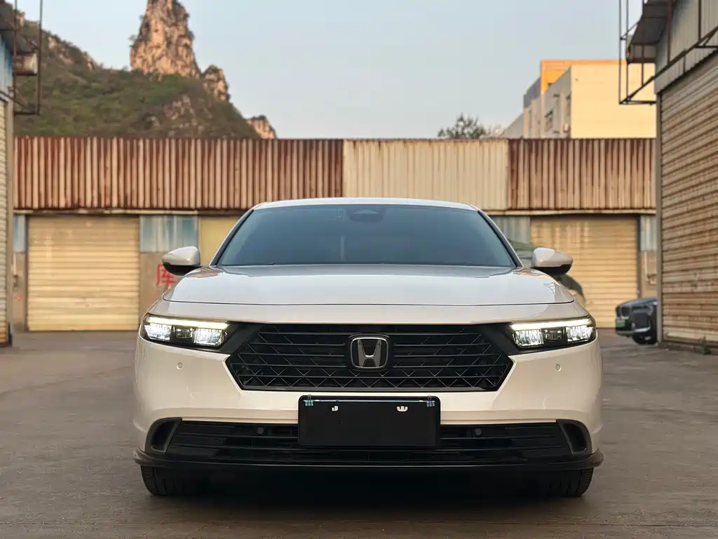 Honda Accord 2025