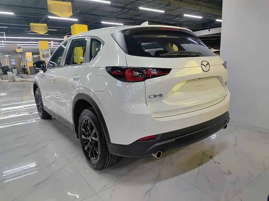 Mazda CX-5 2025