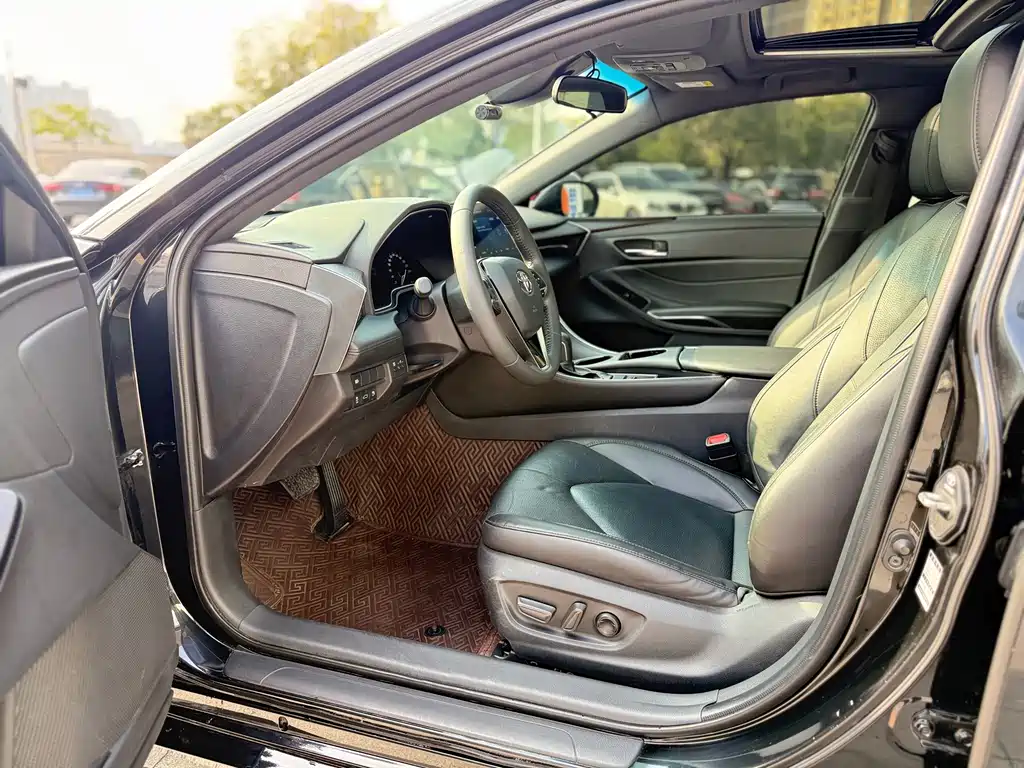 Toyota Avalon 2022
