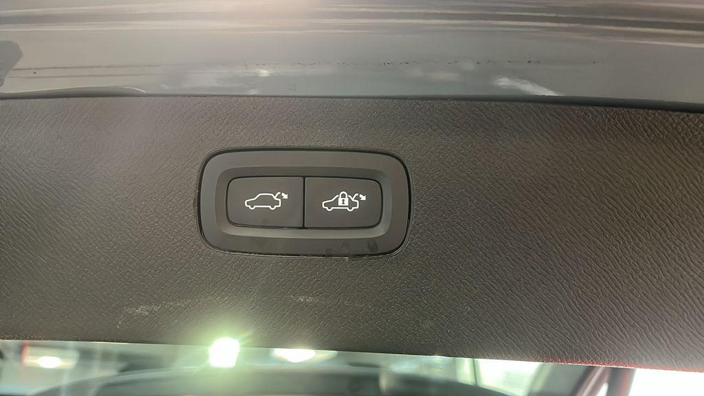 Volvo XC90 2023