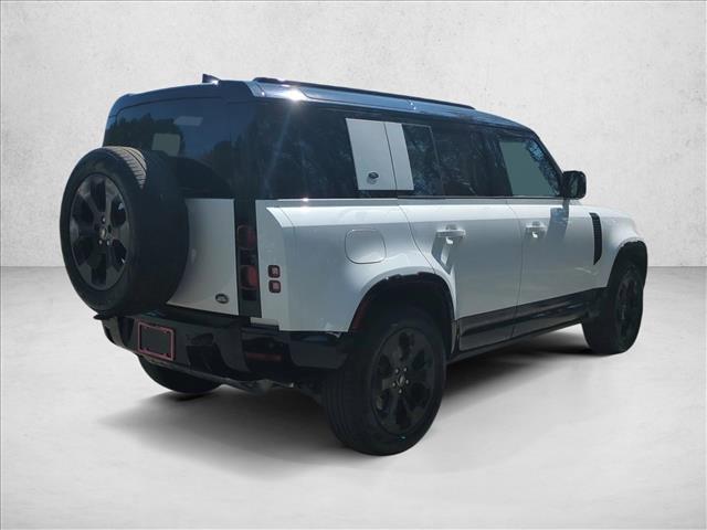 Land Rover Defender 2023