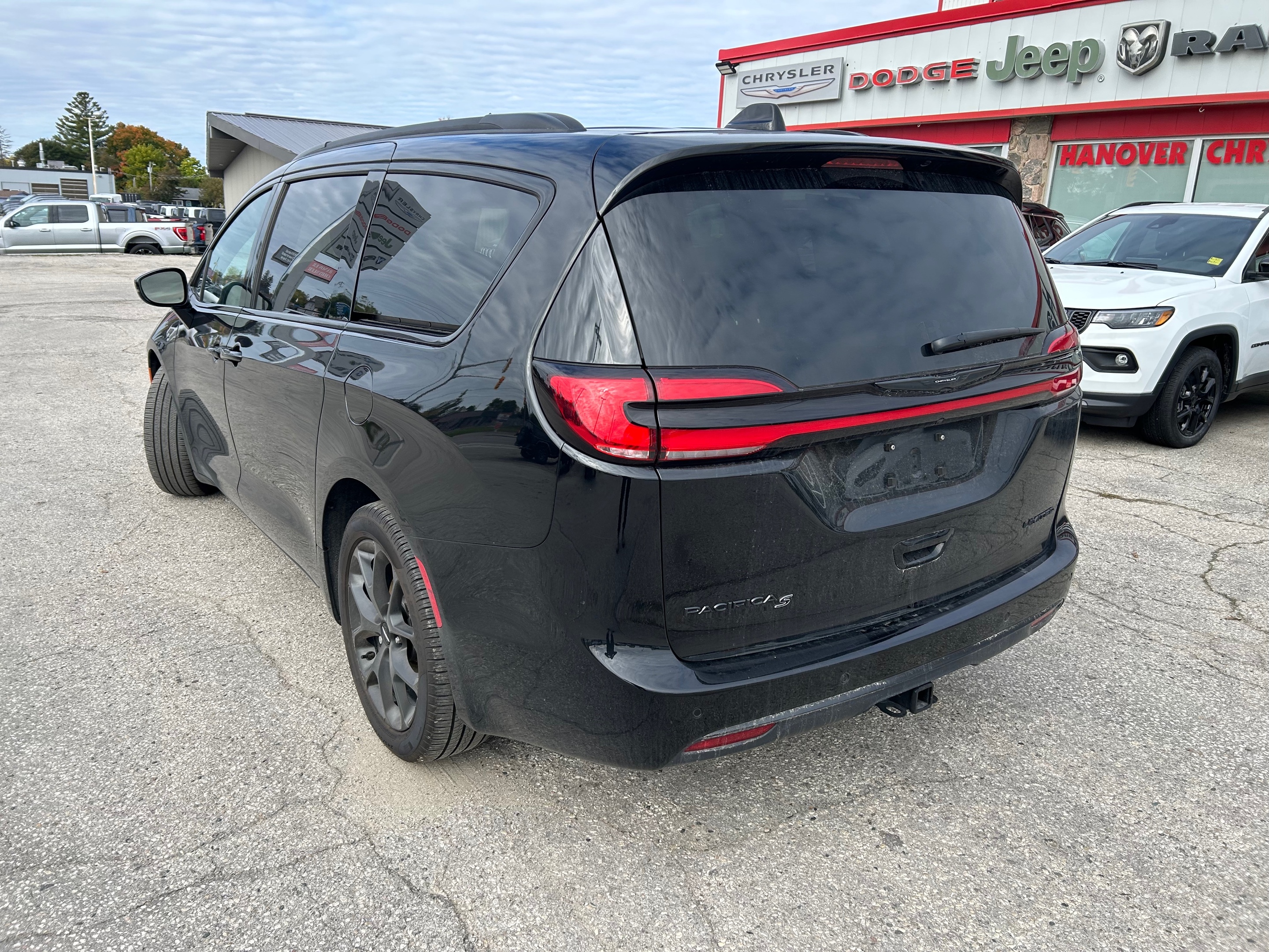 Chrysler Pacifica 2024