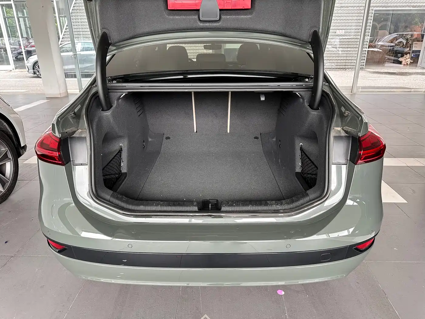 Audi e-tron 2026