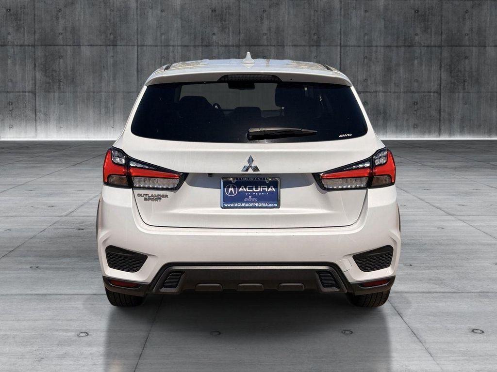 Mitsubishi Outlander Sport 2024