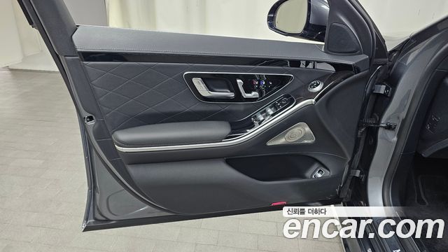 Mercedes-Benz S-Класс 2022