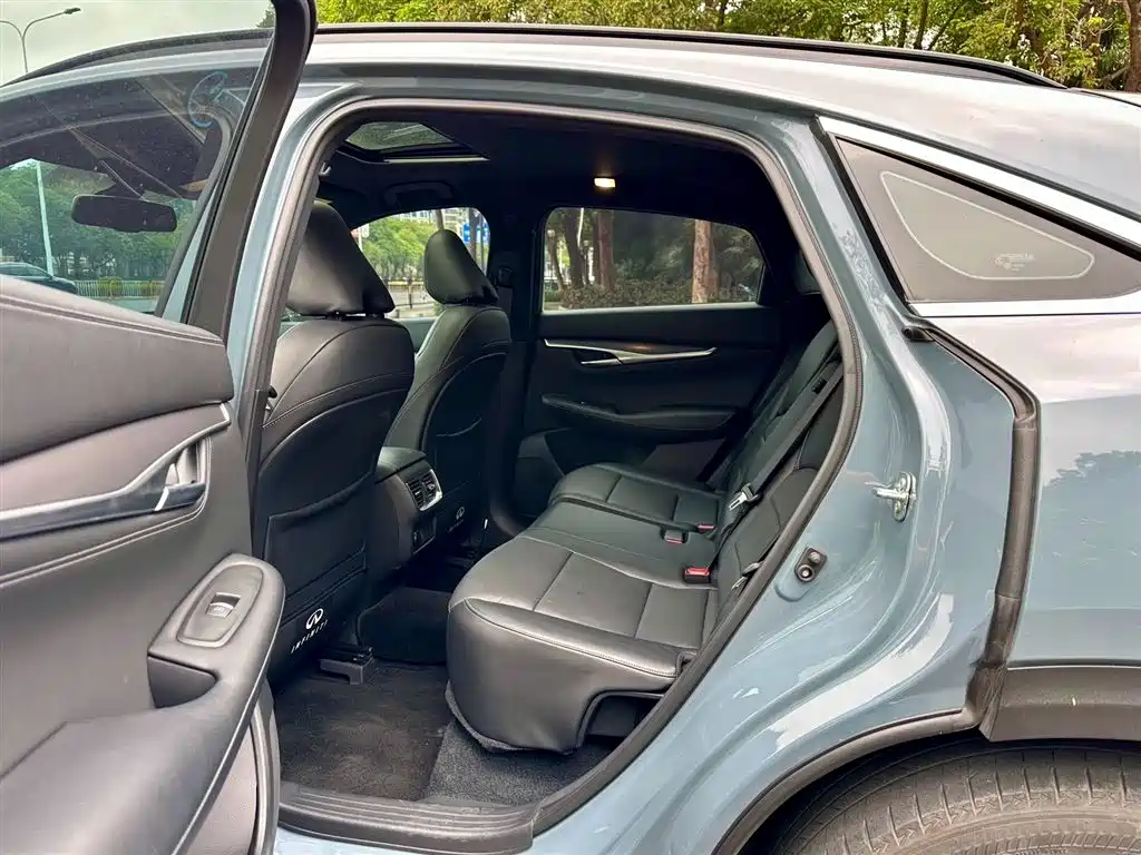 Infiniti QX55 2023