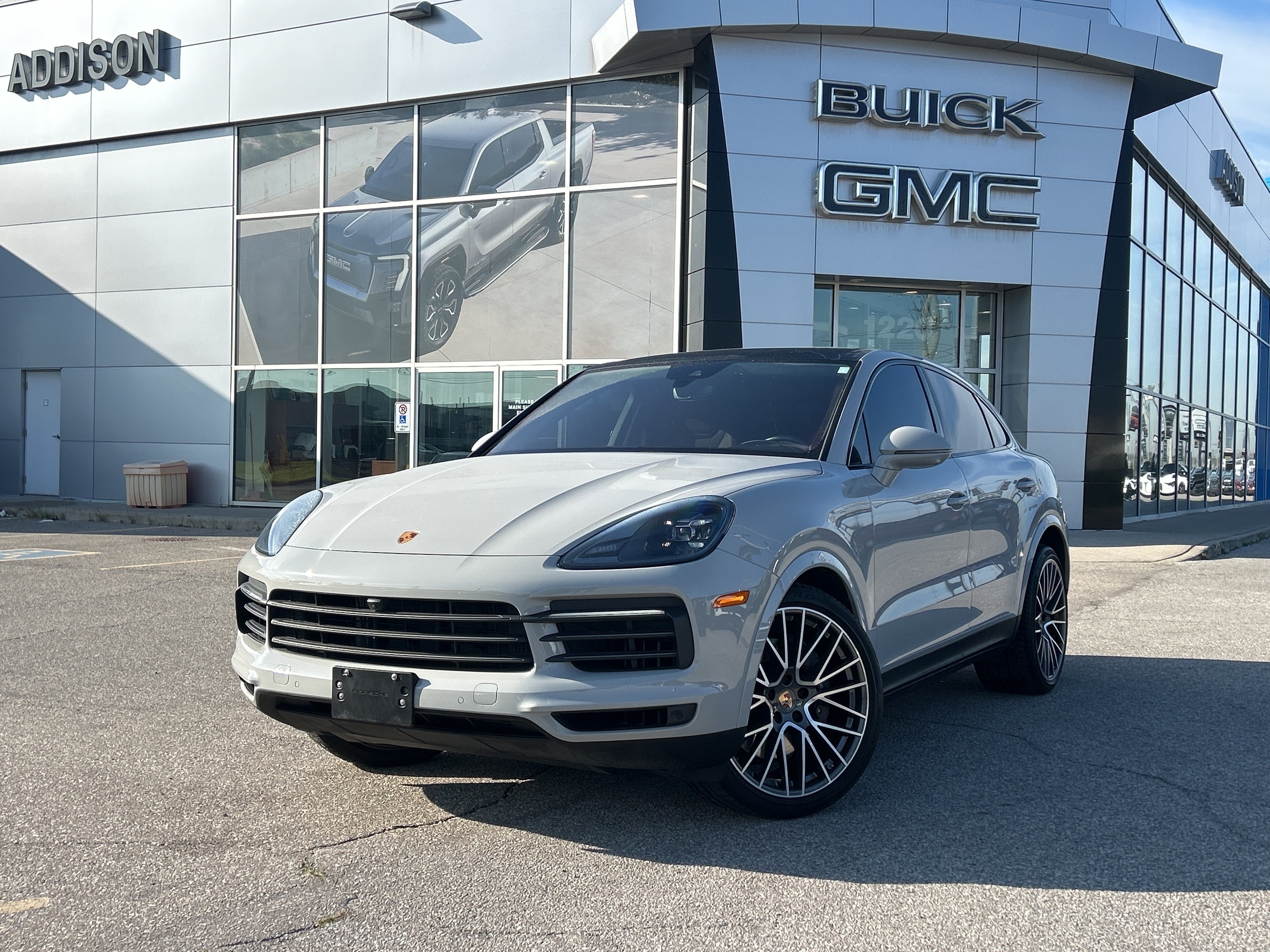 Porsche Cayenne 2023