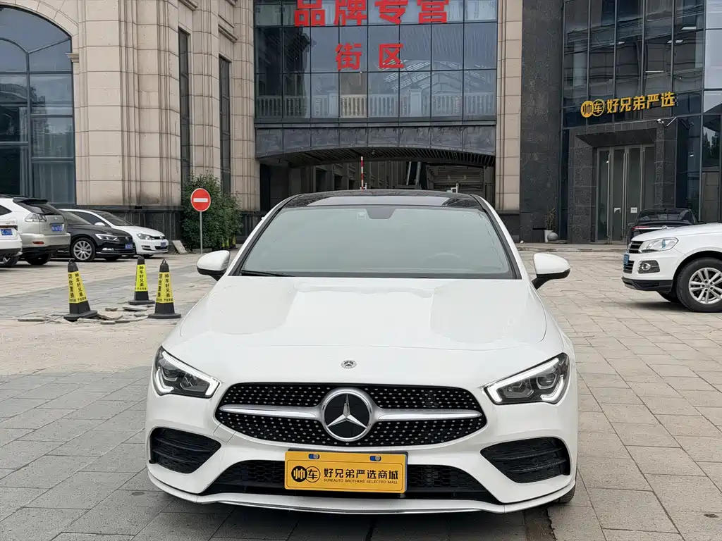 Mercedes-Benz CLA 2022