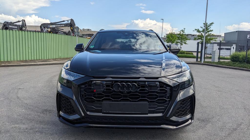 Audi RSQ8 2023