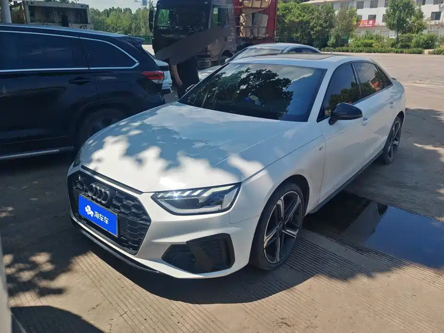 Audi A4 2024