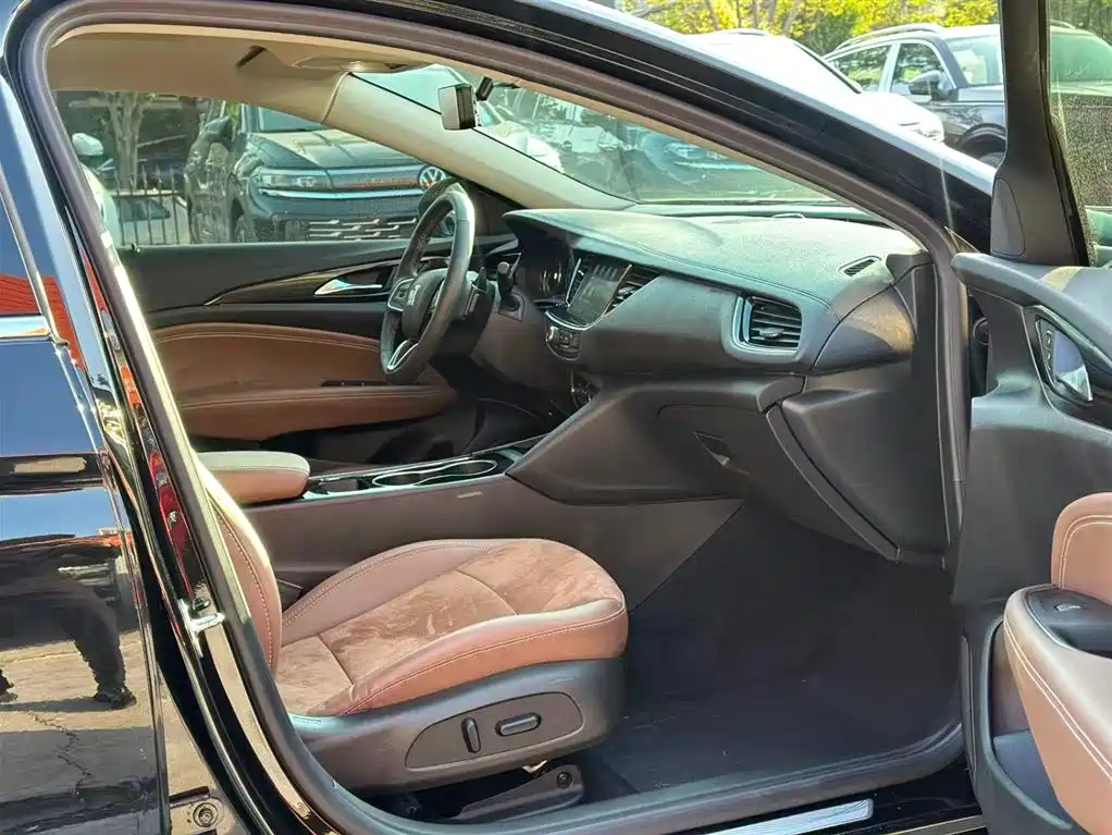 Buick Regal 2024