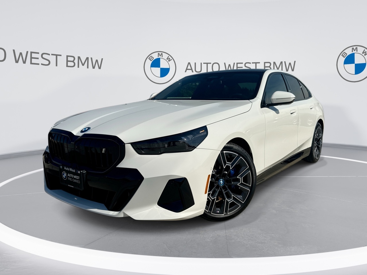 BMW i5 2025
