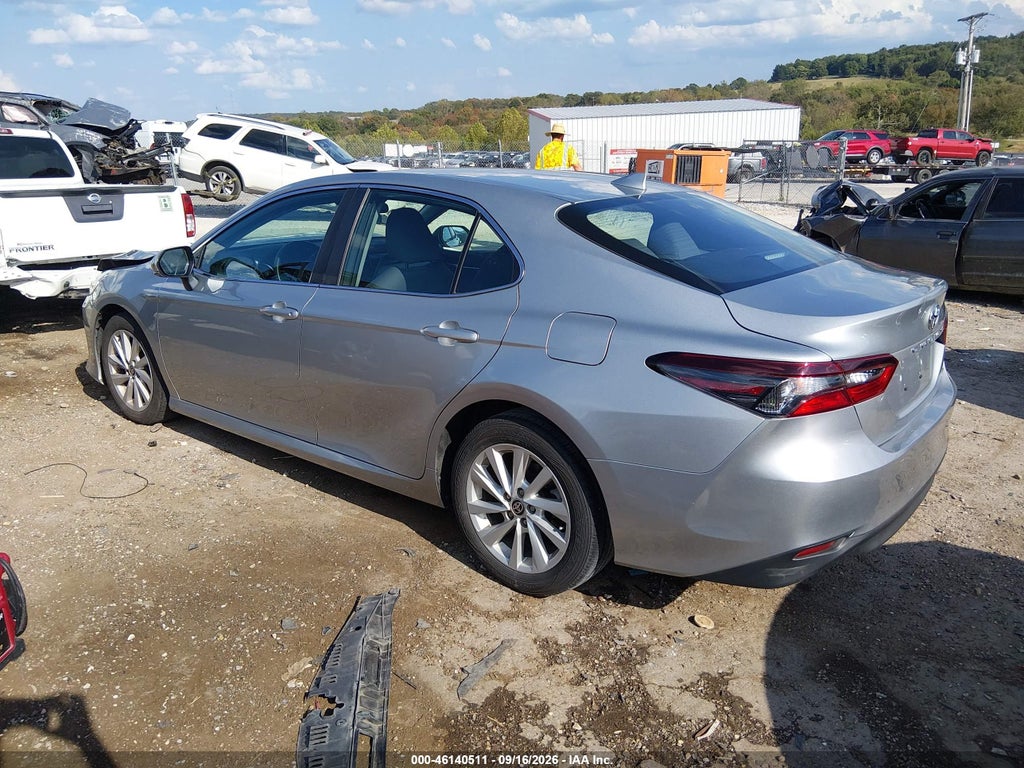 Toyota Camry 2021