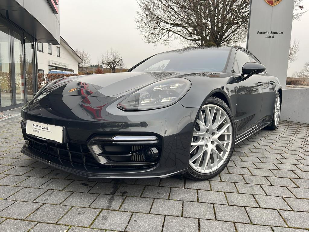 Porsche Panamera 2022