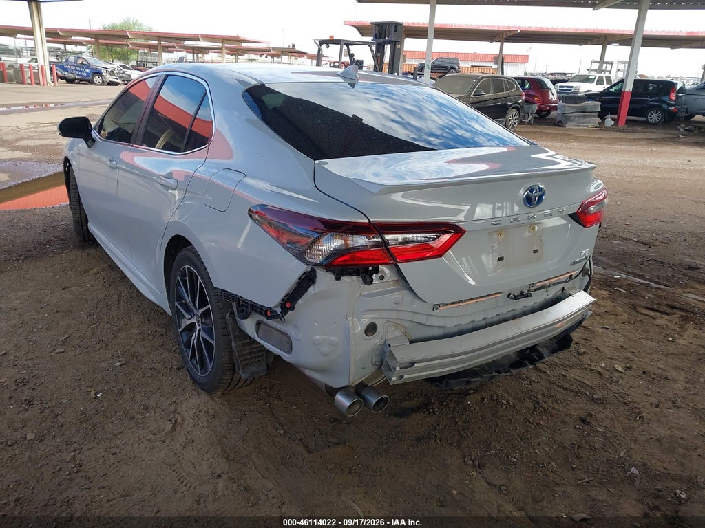 Toyota Camry 2024