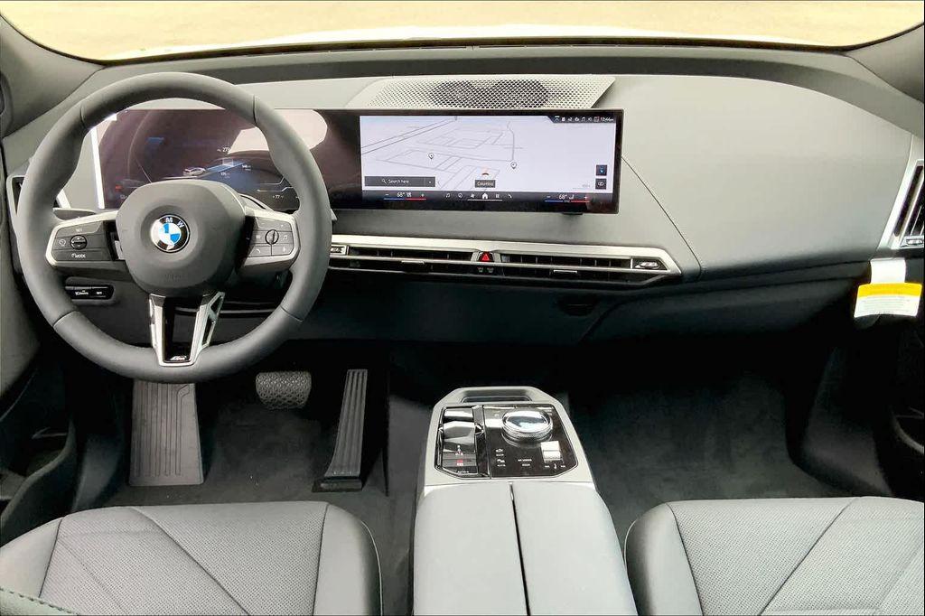 BMW iX 2025