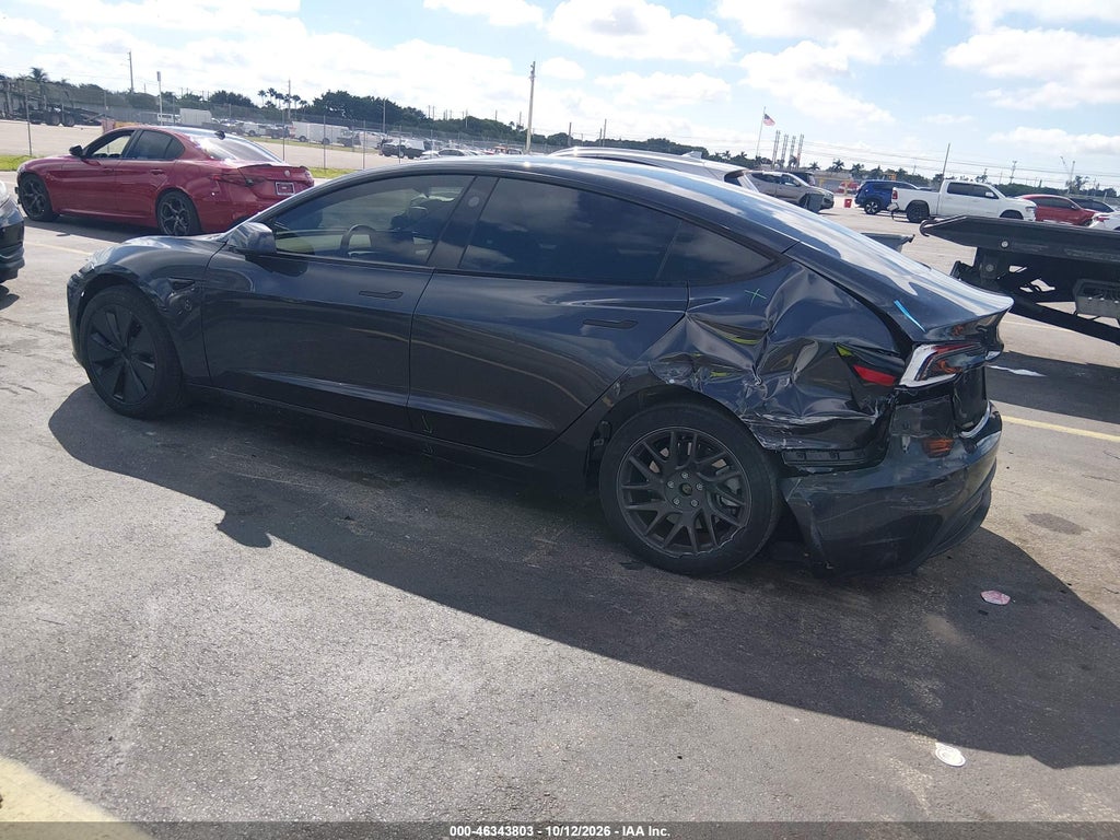 Tesla Model 3 2025