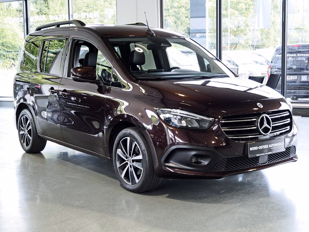 Mercedes-Benz T-CLASS 2023