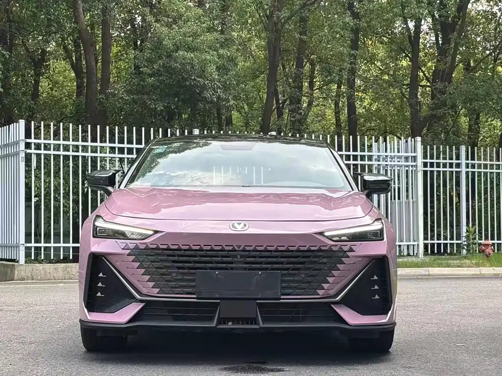 Changan UNI-V 2022