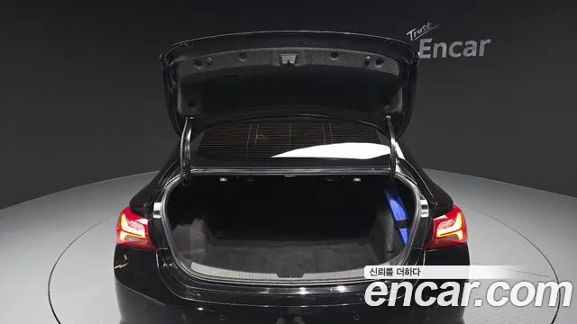 Chevrolet Malibu 2021