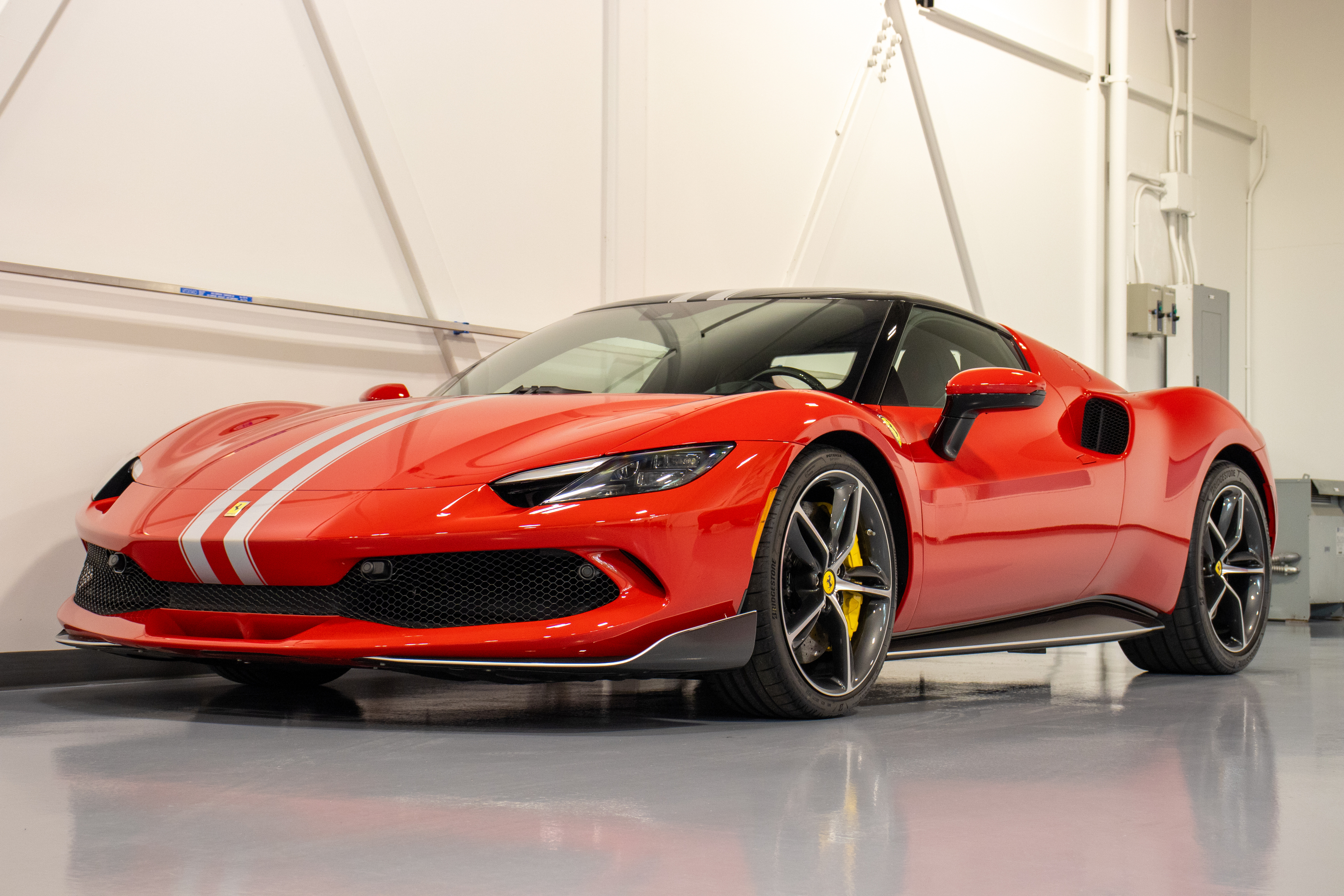 Ferrari 296 GTB 2023